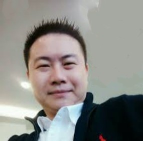 劉 德 宗 劉 德 宗